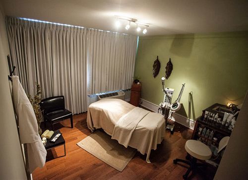 Nichols Village Hotel And Spa Clarks Summit Bagian luar foto