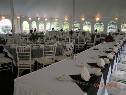 Nichols Village Hotel And Spa Clarks Summit Bagian luar foto